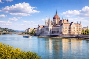 Hungary travel insights from real vlogs