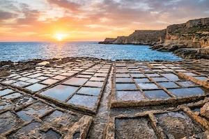 Malta travel insights from real vlogs