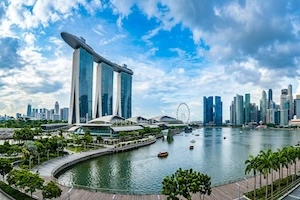 Singapore travel insights from real vlogs
